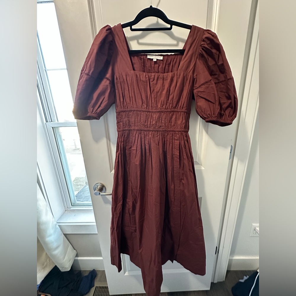 Ivy City Elegant Brown/Red Puff Sleeve Dress